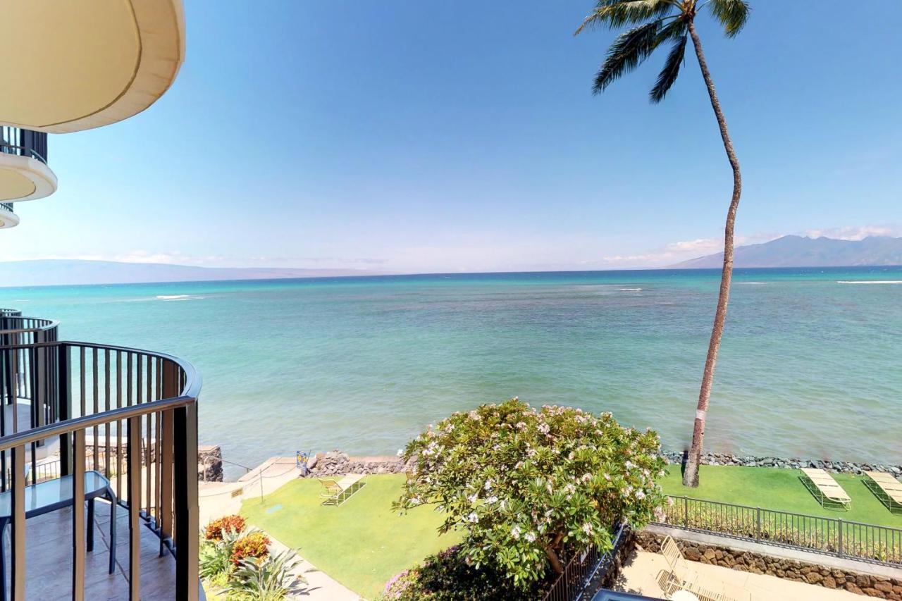 Kahana Reef Oceanfront Condos 외부 사진
