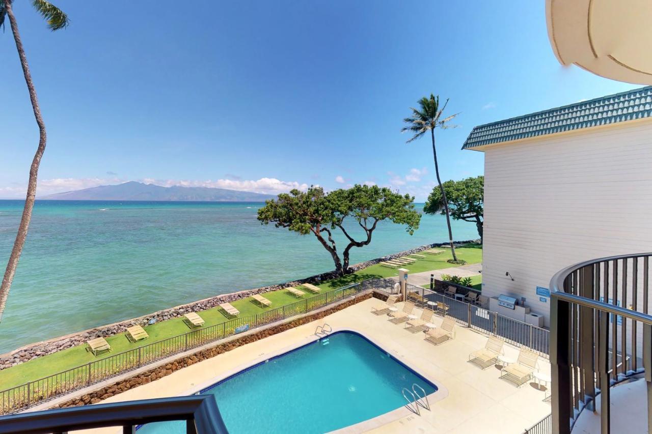 Kahana Reef Oceanfront Condos 외부 사진