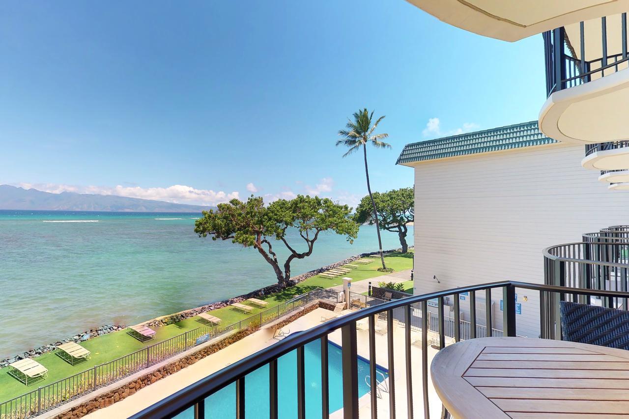 Kahana Reef Oceanfront Condos 외부 사진